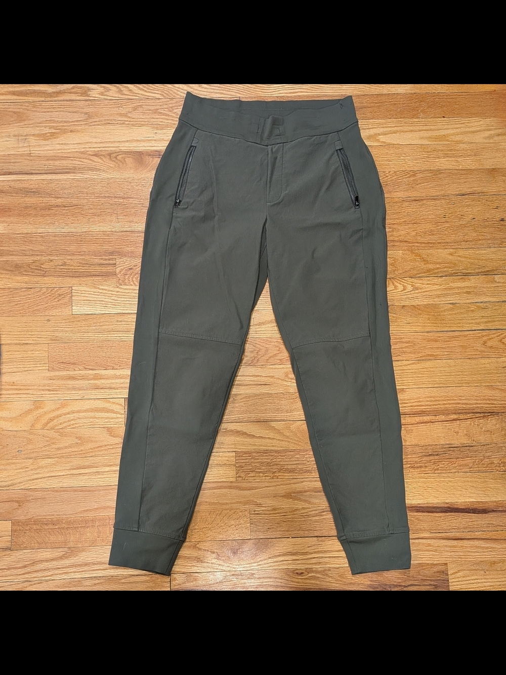 Athleta Headlands Hybrid Trek Mid Rise Jogger Olive Green